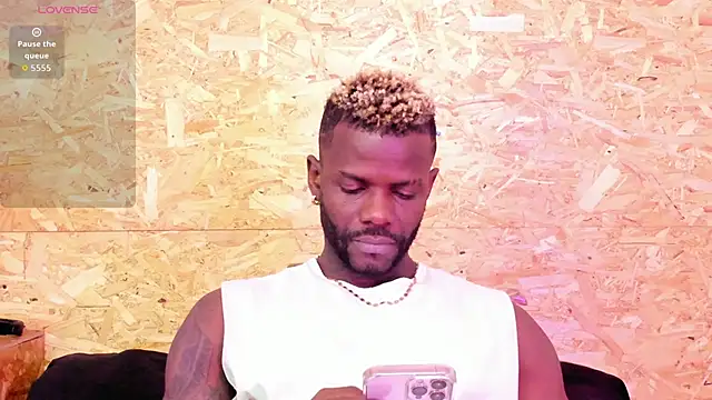 santiblack7 online show from 11/29/25, 02:55