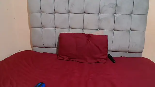 curveAss222 online show from 11/03/25, 10:30