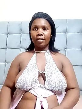 curveAss222 online show from 10/30/25, 04:04