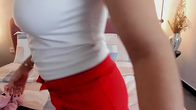 ArianaSilva  online show from 10/20/25, 12:06