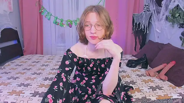 Snapshot of Masuzy chatting on 10/26/25, 10:59 Masuzy online show from 10/26/25, 10:59