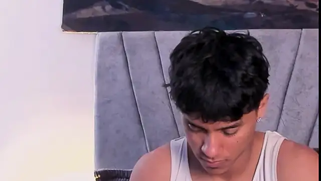 ZYZZ1312 online show from 12/15/25, 08:58