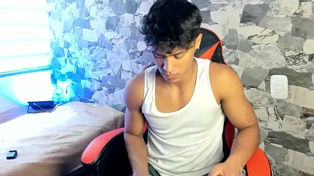 ZYZZ1312 online show from 05/30/26, 06:02