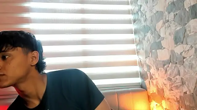 ZYZZ1312 online show from 03/04/26, 06:59