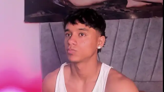 ZYZZ1312 online show from 11/28/25, 04:40