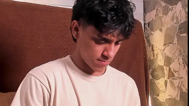 ZYZZ1312 online show from 02/03/26, 03:37