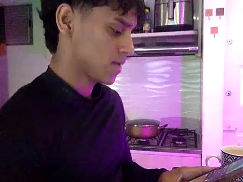 ZYZZ1312 online show from 01/07/26, 07:41