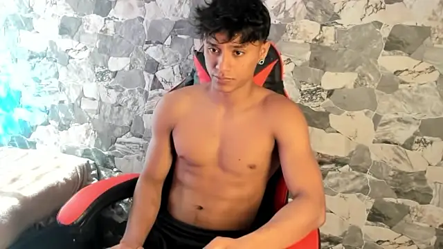 ZYZZ1312 online show from 05/06/26, 07:07