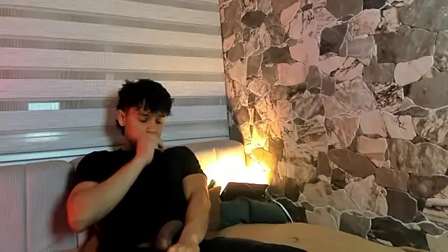 ZYZZ1312 online show from 03/04/26, 05:59