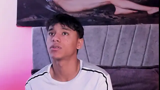 ZYZZ1312 online show from 11/06/25, 04:11