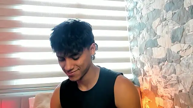 ZYZZ1312 online show from 03/06/26, 07:20