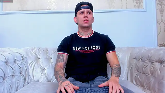 Snapshot of Scott_Clark chatting on 11/01/25, 11:26 Scott Clark online show from 11/01/25, 11:26