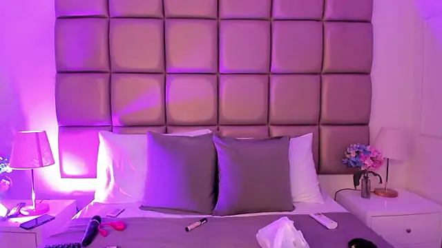 MiaMillers1 online show from 01/15/26, 11:13