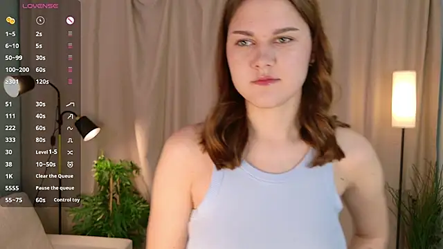 lisabaus online show from 10/21/25, 07:08