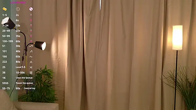 lisabaus online show from 11/24/25, 07:08