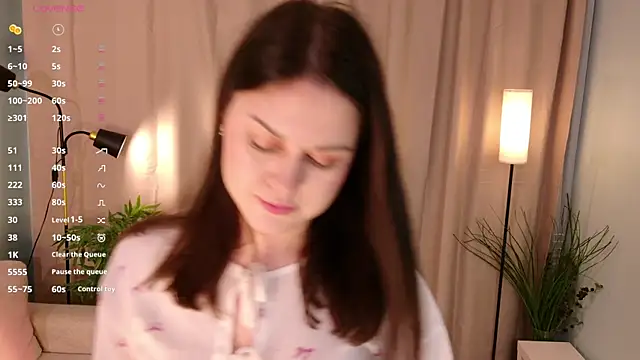 lisabaus online show from 12/16/25, 07:12