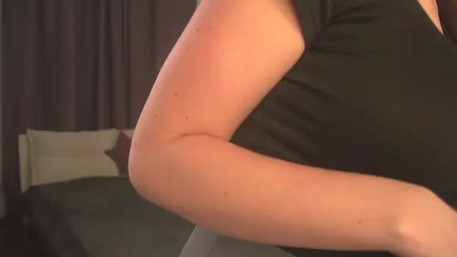 Olivia Farrell online show from 10/25/25, 12:39