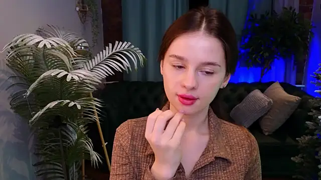 Olivia Farrell online show from 11/29/25, 12:38