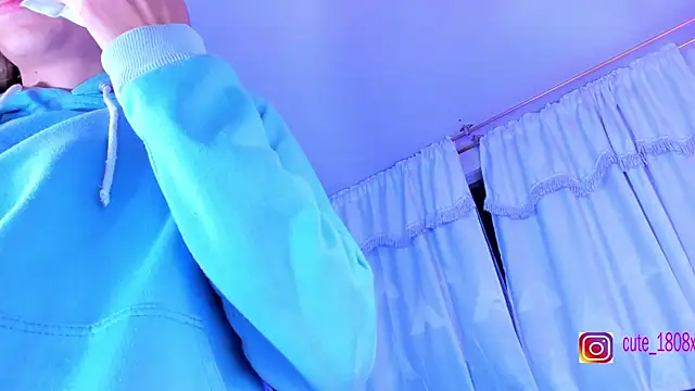 Sofiia cute  online show from 10/31/25, 03:58