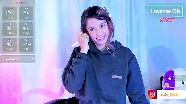 Sofiia cute  online show from 03/24/26, 03:39