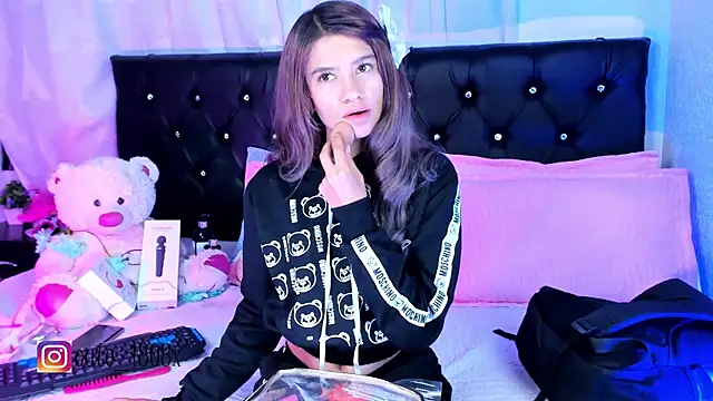 Sofiia cute  online show from 11/20/25, 04:02