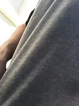 mrredcorn online show from 10/29/25, 03:55