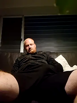 svenni2525 online show from 10/07/25, 05:19