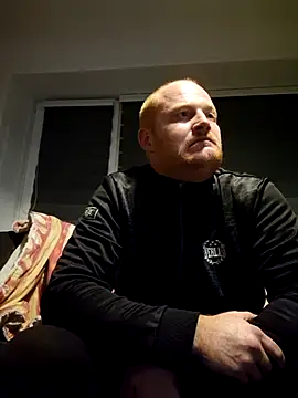 svenni2525 online show from 10/06/25, 04:46