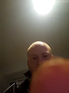 svenni2525 online show from 10/09/25, 06:03