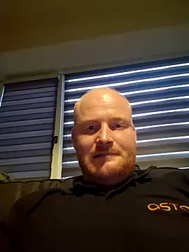 svenni2525 online show from 10/06/25, 05:13