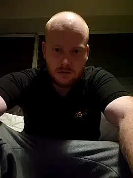 svenni2525 online show from 11/08/25, 12:25