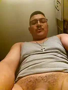 Snapshot of Biglou97 chatting on 03/29/26, 02:13 Biglou97 online show from 03/29/26, 02:13