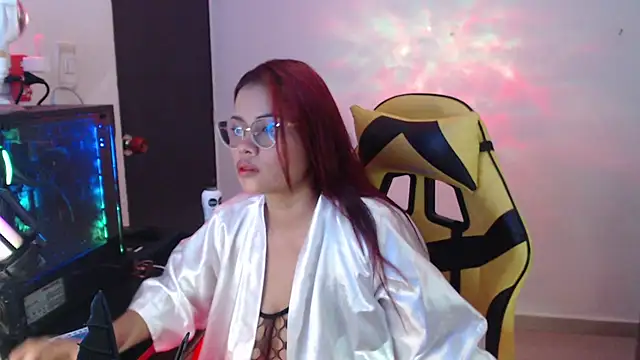 Scarlett Gracee  online show from 11/14/25, 04:16