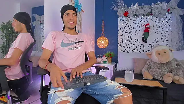 Adonis WB online show from 12/04/25, 08:30