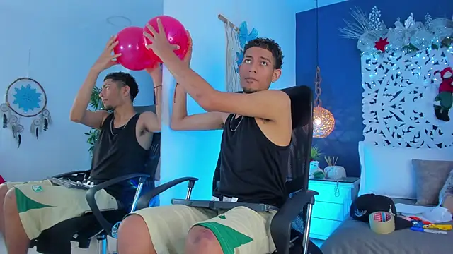 Adonis WB online show from 11/28/25, 09:04