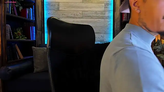 Donovan Desmond online show from 12/18/25, 02:49