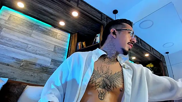 Donovan Desmond online show from 04/01/26, 01:51