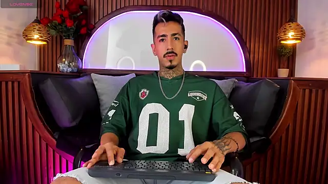 Donovan Desmond online show from 03/27/26, 07:59