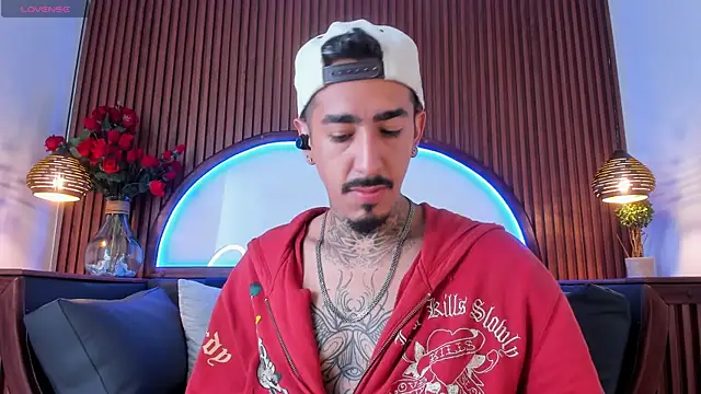 Donovan Desmond online show from 11/28/25, 08:20