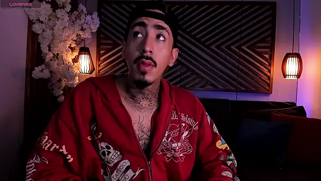 Donovan Desmond online show from 03/12/26, 06:28