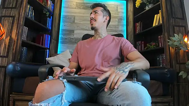 Donovan Desmond online show from 11/12/25, 08:01