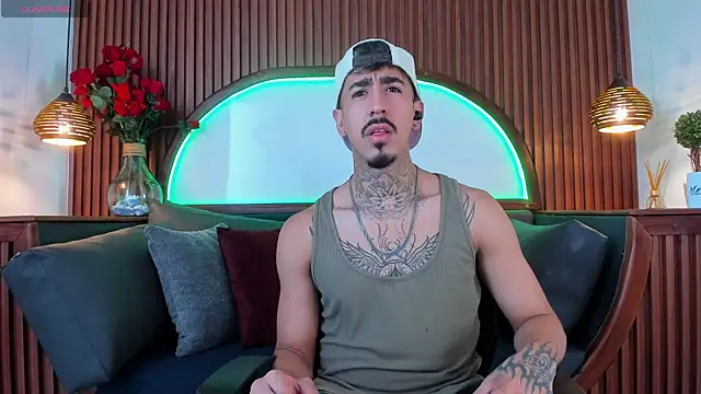 Donovan Desmond online show from 11/21/25, 08:19