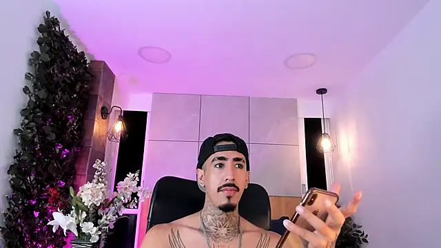 Donovan Desmond online show from 03/05/26, 03:58