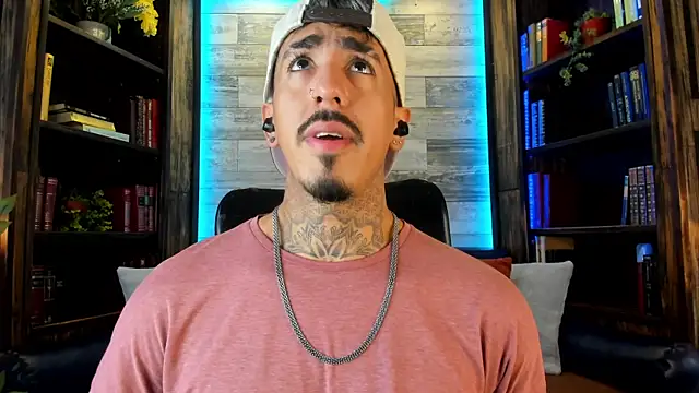 Donovan Desmond online show from 10/21/25, 08:52