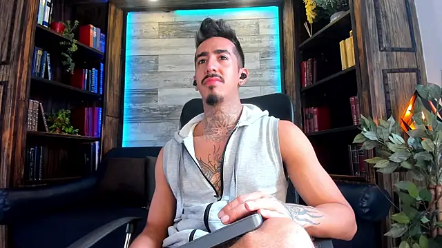 Donovan Desmond online show from 12/04/25, 08:30