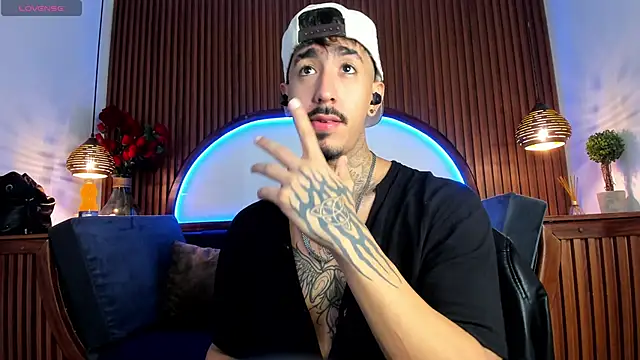 Donovan Desmond online show from 11/15/25, 09:08