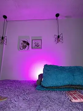 AlessiaSmith11 online show from 04/06/26, 05:08