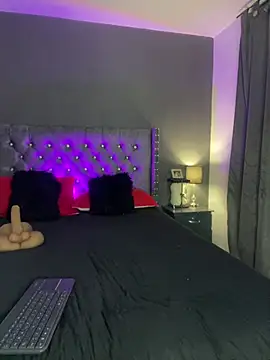 sofii escobar online show from 03/06/26, 07:36