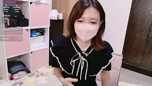 Azusa DoMybest online show from 04/12/26, 06:16