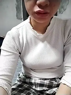 Mie rose online show from 11/30/25, 01:28